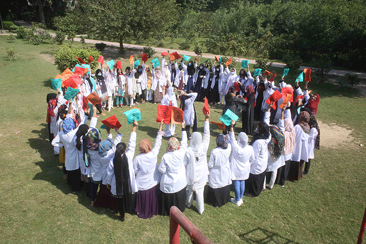 DPT 5-year degree program in Lahore, Pakistan